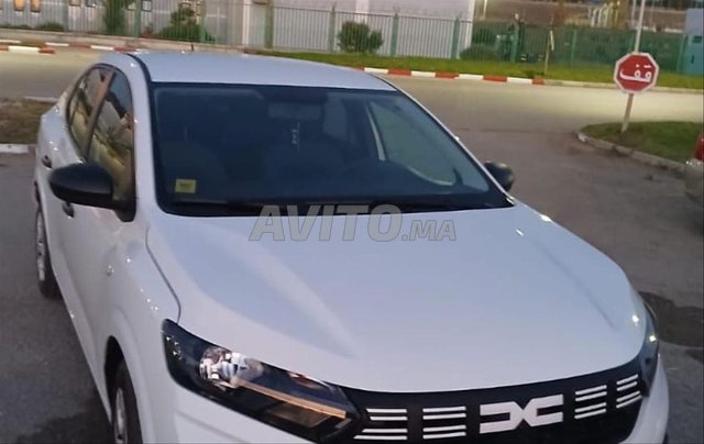 Dacia Logan Diesel Manuelle 2023 à Tanger