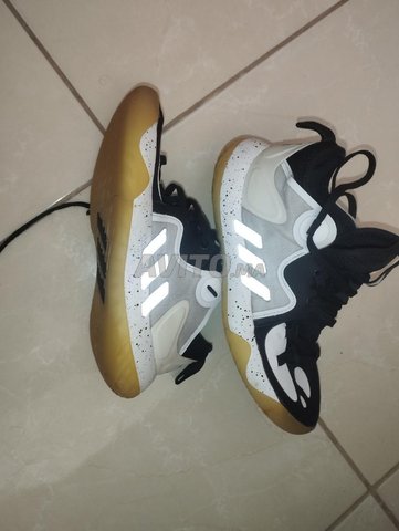 Taille 36 Baskets Adidas en bon état