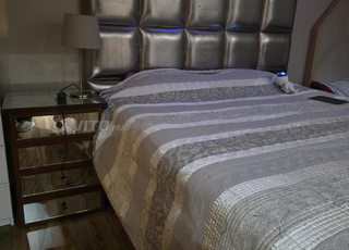 غرفة نوم للبيع