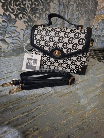 حقيبة إنريكو كوفيري