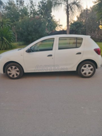 داسيا سانديرو ديزل يدوية 2018 في الرباط