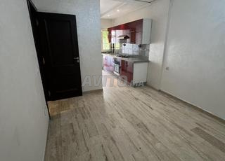 شقة للإيجار 78م² في لا جيروند الدار البيضاء.