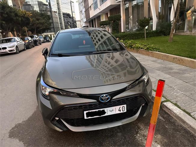 corolla hybride