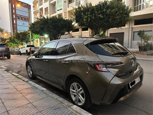 corolla hybride