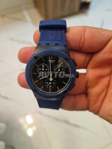 سواتش x ديستريكت كرونوغراف