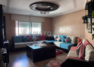 Appartement titré au 2ème étage avec 3 chambres et garage - Tétouan