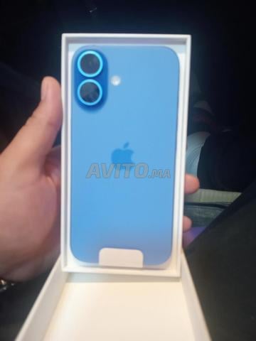 IPhone 16 normale jamais activé - 2