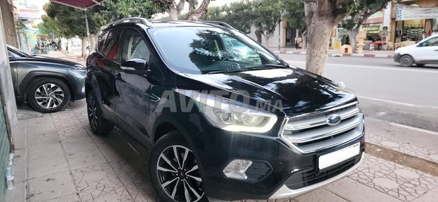 Ford Kuga Titanuim 6ch