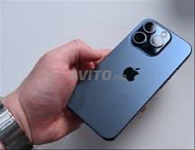 ايفون 15 برو أزرق الليل