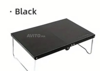 Petite table de camping portable et pliable