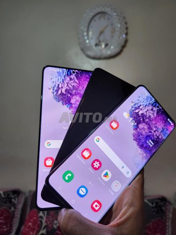 Samsung S20Plus Officiel 128Jega 8ram