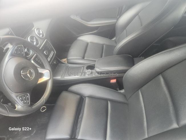 mercedes cla a vendre tres bon etat 