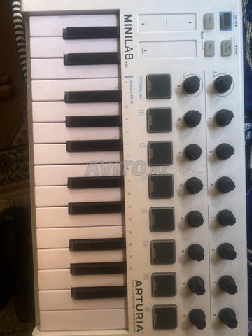 كلافييه ميدي أرتوريا ميني 25