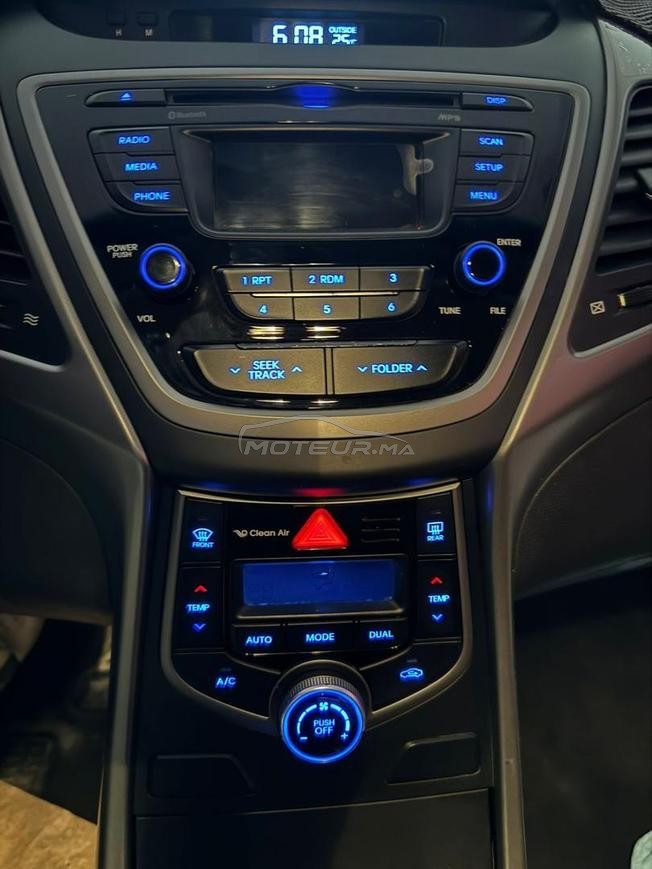 Hyundai Elantra Diesel Automatique 2017 à Salé