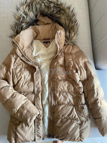 جاكيت من Tommy Hilfiger