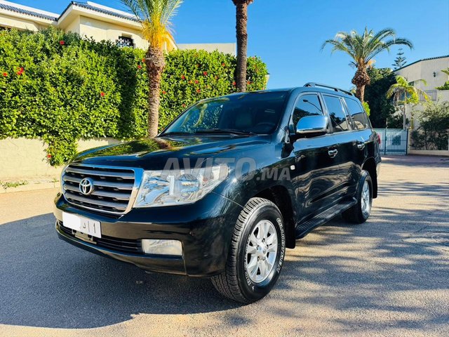 تويوتا لاند كروزر VX ديزل أوتوماتيكي 2010