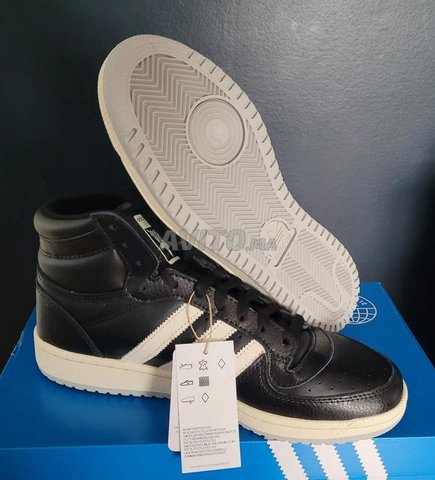 حذاء رياضي أديداس أصلي أمريكي مقاس 46