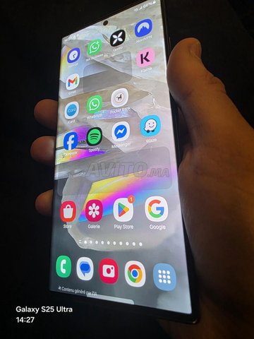 Samsung S23 Ultra 256GB 8 Ram comme neuf
