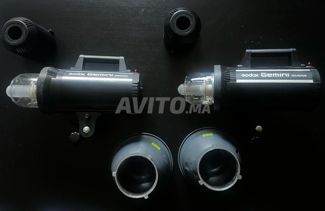 A VENDRE 2 FLASHS GODOX GEMINI GS400II ET SOFTBOXS