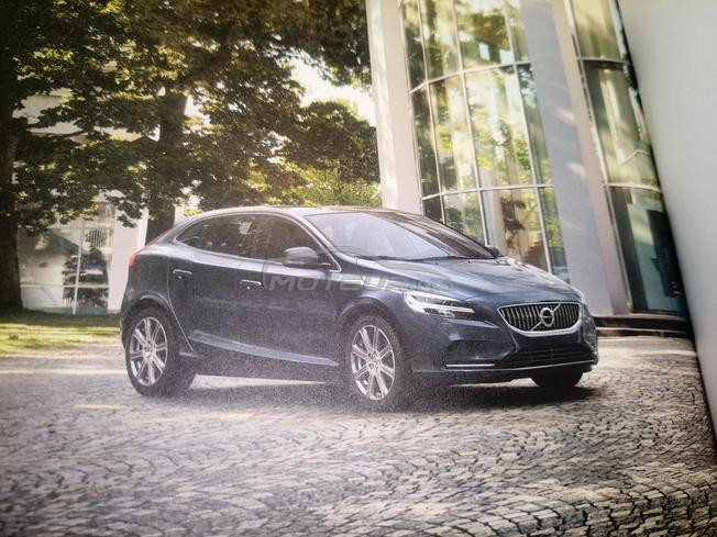 Volvo V40 Diesel Manuelle 2017 à Casablanca