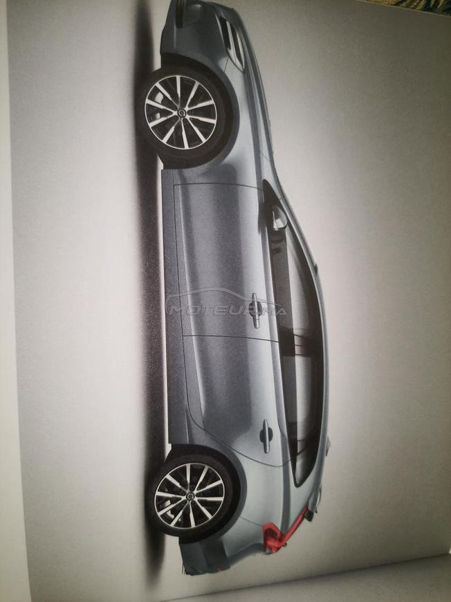 Volvo V40 Diesel Manuelle 2017 à Casablanca