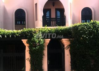 فيلا مفروشة للبيع