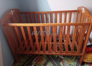 سرير للأطفال