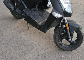 Kymco 49 encore neuf