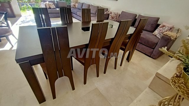 للبيع غرفة طعام جميلة جدا