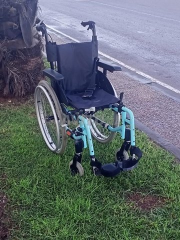 كرسي متحرك للأطفال Invacare