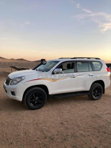 تويوتا برادو تي إكس