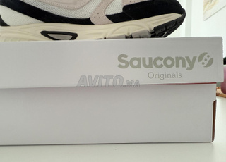 Chaussures neuves marque Saucony