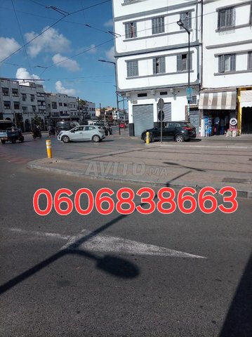 محل تجاري على الطريق الوطنية