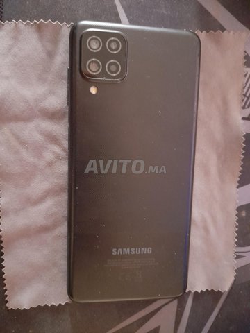 Samsung galaxy A12 noir