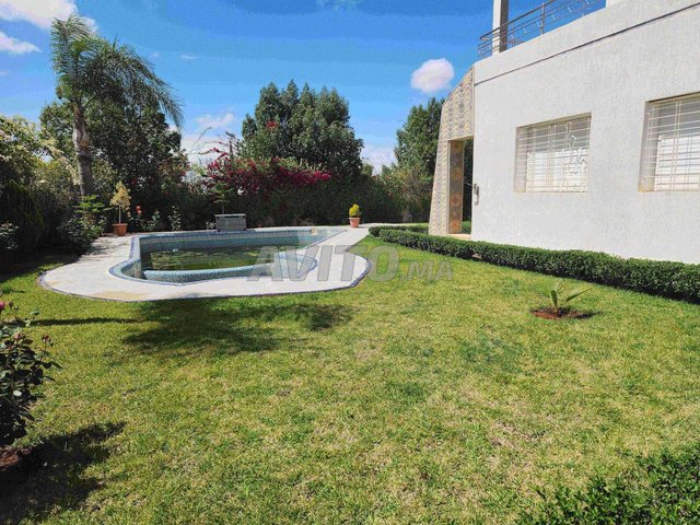 Villa Deux façades luxe proximité École Gustave