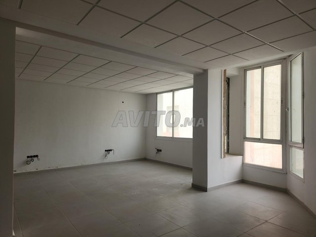 طابق كامل للبيع مكتب بالهمرية