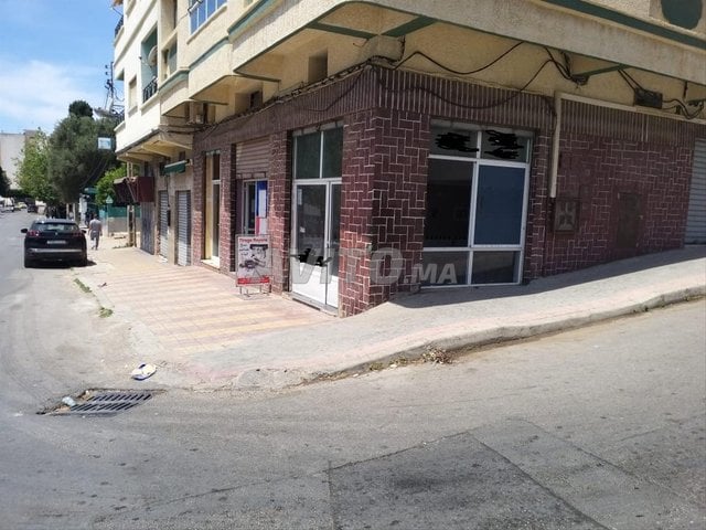 Local à louer avec deux façades, Secondaire Technique