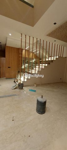 Villa de 300 m² à Ain attig