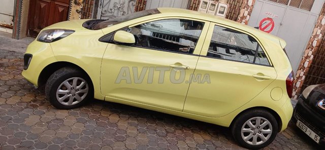 كيا بيكانتو بنزين يدوية 2012 في الدار البيضاء