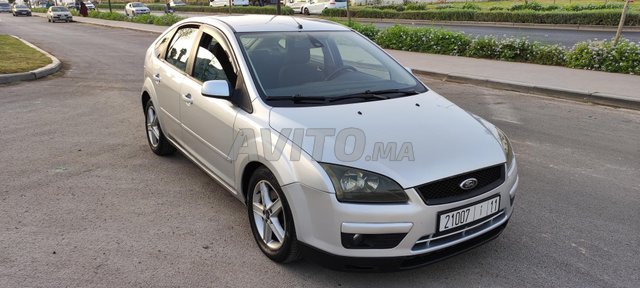 سيارة فورد فوكس