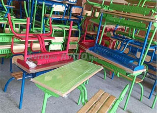 Table pupitre pour deux élèves