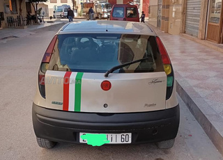 Fiat Punto Diesel Manuelle 2002 à Meknès