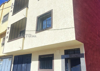 Appartement à vendre dans un quartier calme.