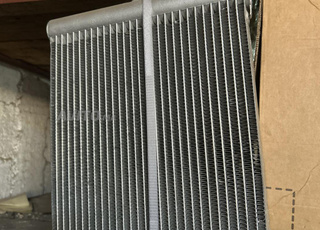Générique auxiliaire radiateur Range Rover