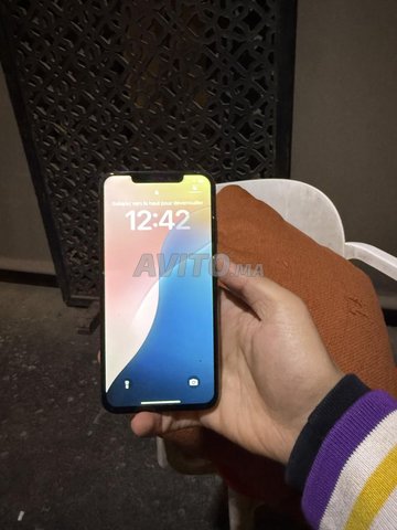 ايفون اكس اس ماكس 256 جيجابايت 100 في المئة