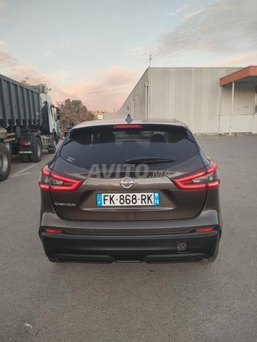 نيسان قاشقاي ديوانة 2025 ديزل كل الكماليات