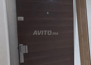 باب شقة للبيع