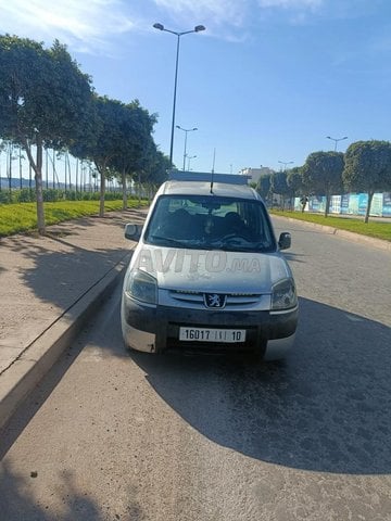 بيجو بارتنر ديزل يدوي 2004 في الدار البيضاء