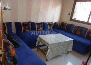 Salon marocain Bleu propre et en excellent état