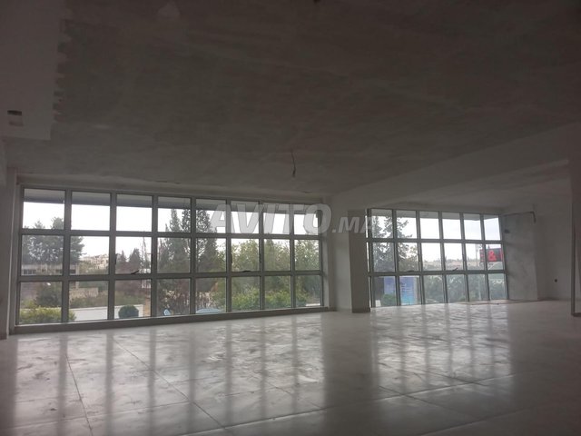 تأجير هضبة مفتوحة مجهزة شارع الجيش الملكي